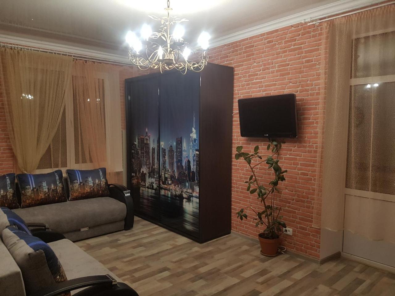 Apartment New York Street クレメンチューク エクステリア 写真